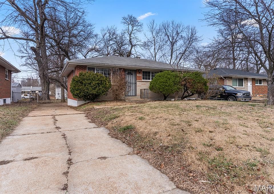 1st image of 1223 Reale Ave