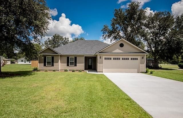 1st image of 4446 Country Oak Dr
