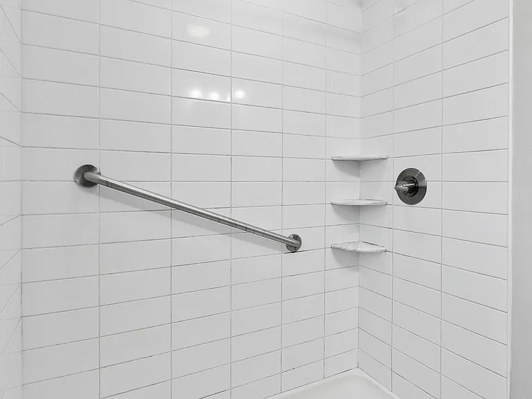 806 S Fairview St — Photo 15
