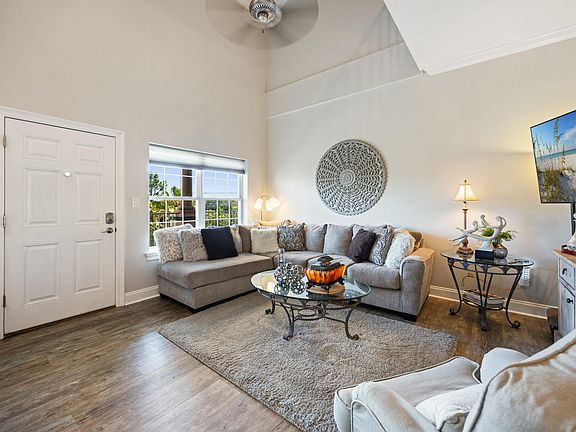 4th image of 4507 Furling Ln Suite 308