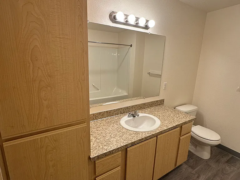 Wildflower Apartments — Photo 9