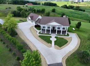 W5548 Sunset Hills Ln, Monroe, WI 53566