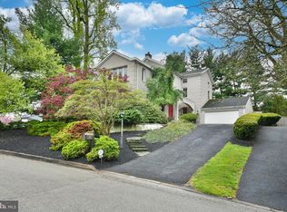 942 Charter Cir, Elkins Park, PA 19027