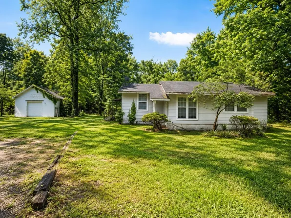 1299 Locke Cuba Rd, Millington, TN 38053