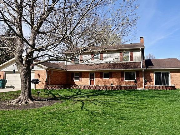 3rd image of 3400 N Vienna Woods Dr