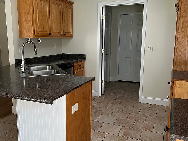 118 Pinehurst Ct — Photo 14