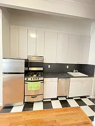 Rented by Silver Line Realty Group NY LLC