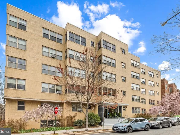 3025 Ontario Rd NW APT 207, Washington, DC 20009