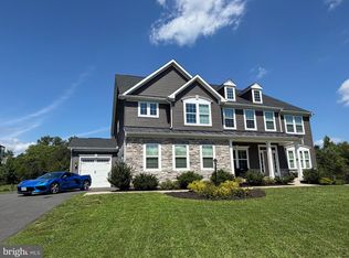 9812 Thoroughbred Rd, Warrenton, VA 20187