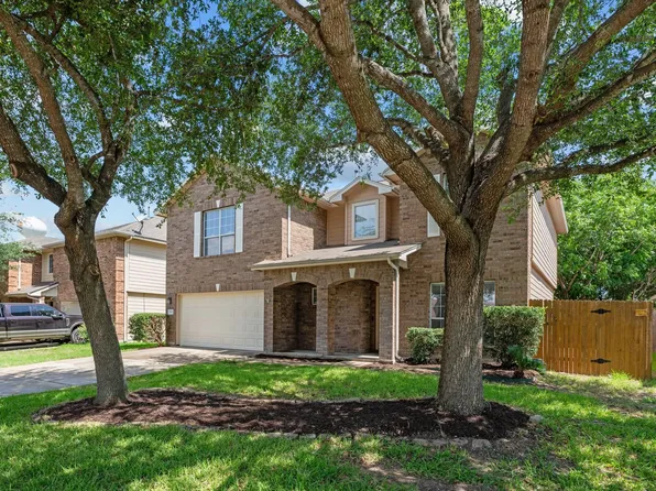 1404 Delia Chapa Ln, Hutto, TX 78634