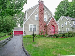 26 Louis St, Trumbull, CT 06611