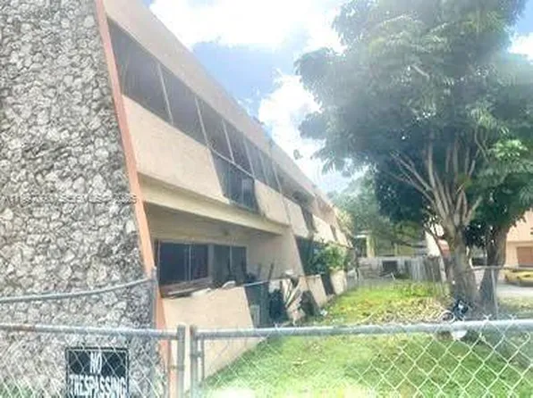 400 NE 18th Ave APT 206, Homestead, FL 33033