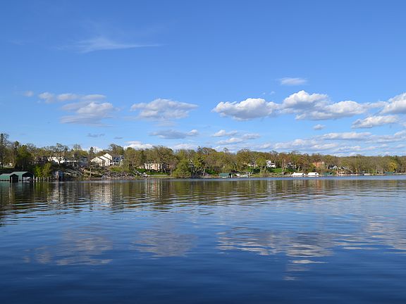 East view at lakeside