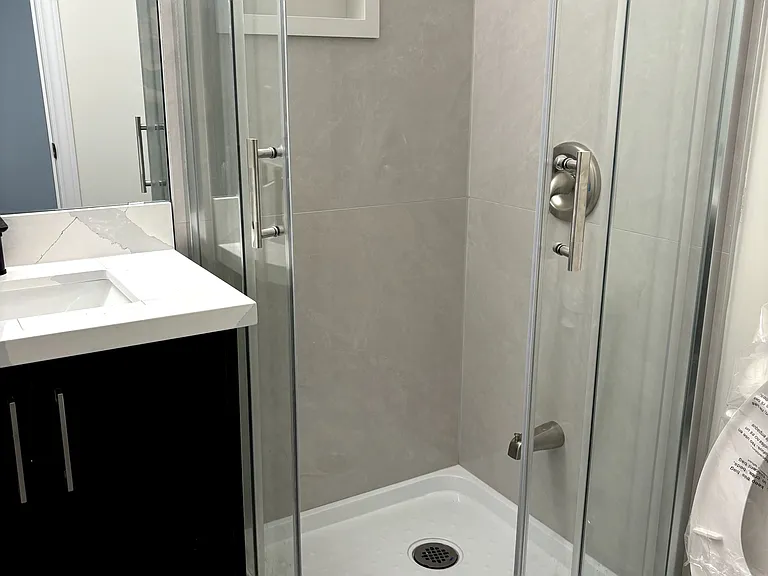 643 Bathurst St #B03 — Photo 4