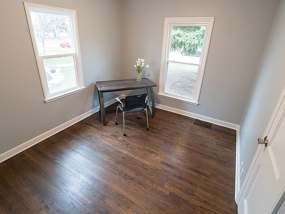 5th image of 4559 Vincent Ave N