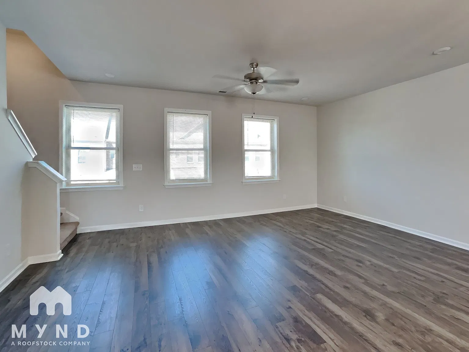 3 bed, 2.5 bath, 1843 sqft, $2,335 — Photo 4