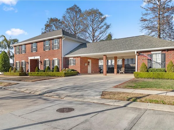 15 Brittany Pl, Arabi, LA 70032