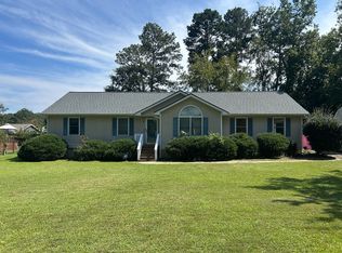 504 Bedford Dr, Hull, GA 30646