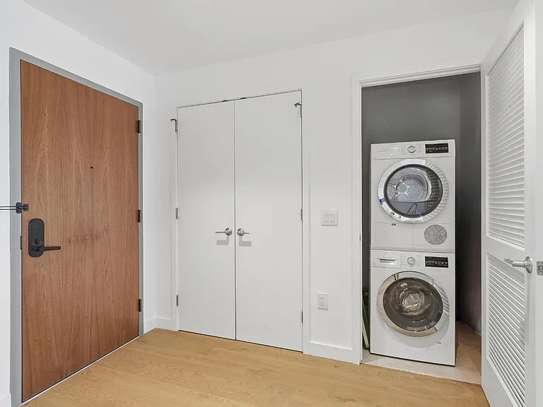 75 Park Ln S #2302 — Photo 9