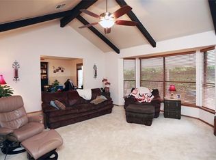 1107 Surrey Dr, Ardmore, OK 73401