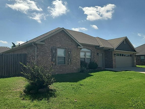 3rd image of 3657 Mason Way