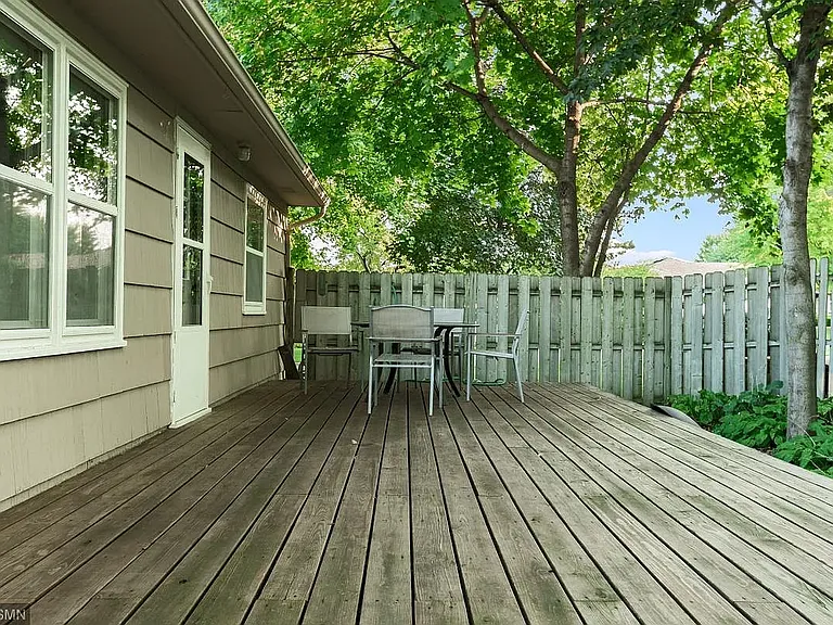 5524 Warwick Pl — Photo 16