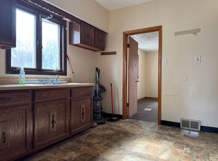 626 29th St #1, Niagara Falls, NY 14301