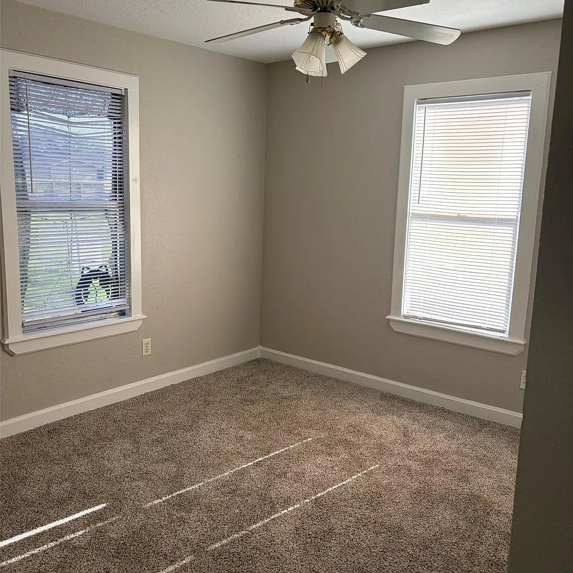 2 bed, 1.0 bath, 672 sqft, $950 — Photo 4