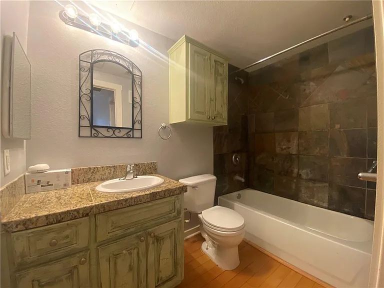 2106 Cullen Ave #102 — Photo 11