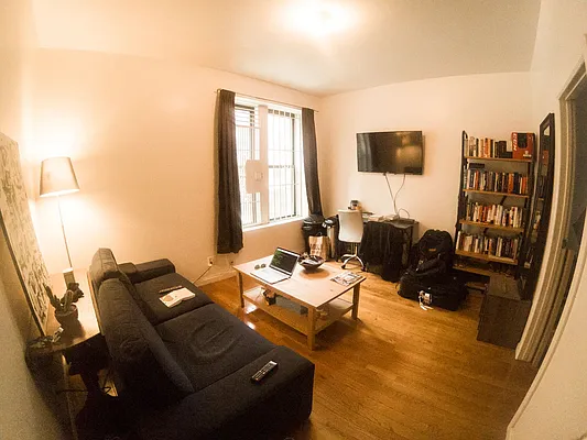 Rented by Roselyn  Fortuna LLC | media 3