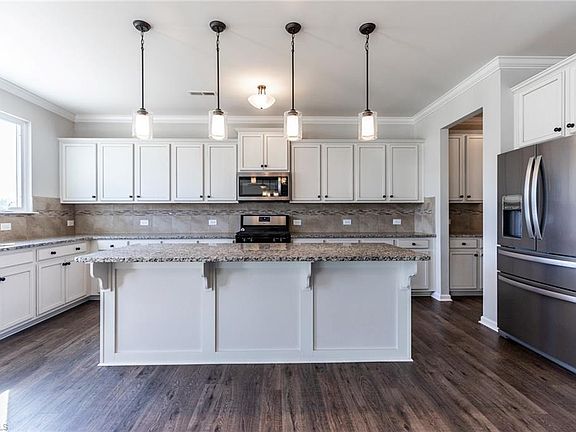 2nd image of 5602 Oakgate Dr
