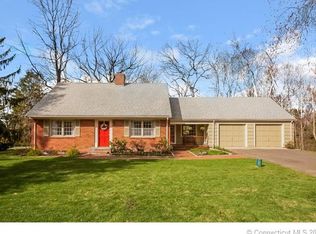 119 Sperry Dr, Guilford, CT 06437