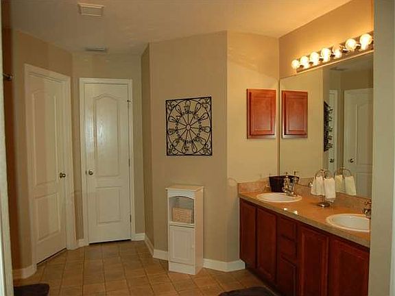 5th image of 2836 Blackwater Oaks Dr