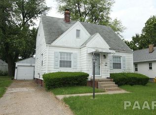 1408 W Forrest Hill Ave, Peoria, IL 61604