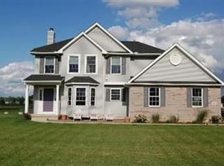 26410 Cobblestone Trl, Columbia Station, OH 44028