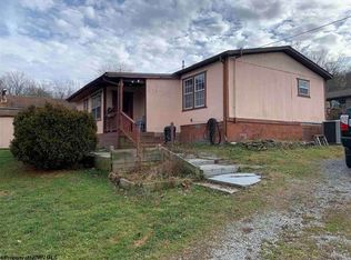 106 Lincoln St, Coalton, WV 26257