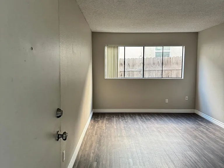 WELCOME HOME — Photo 1