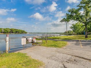 91 Live Oak St, Alvarado, TX 76009