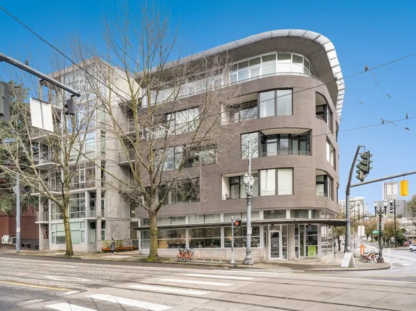 1234 SW 18th Ave APT 203, Portland, OR 97205