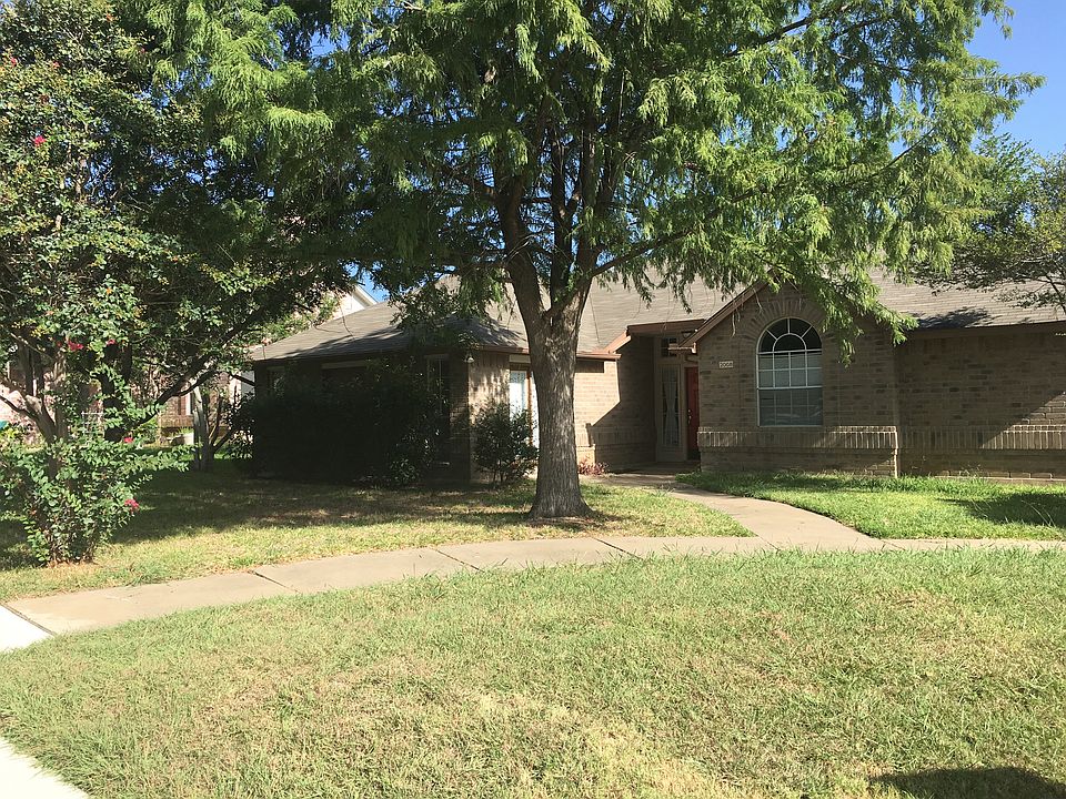1st image of 2008 Rosemary Ln