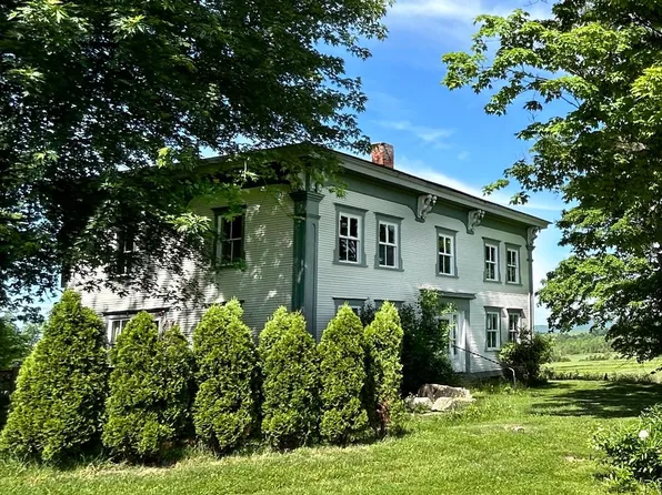 174 Burroughs Farm Road, Ferrisburgh, VT 05456