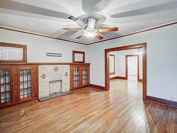 3rd image of 611 NW Euclid Ave