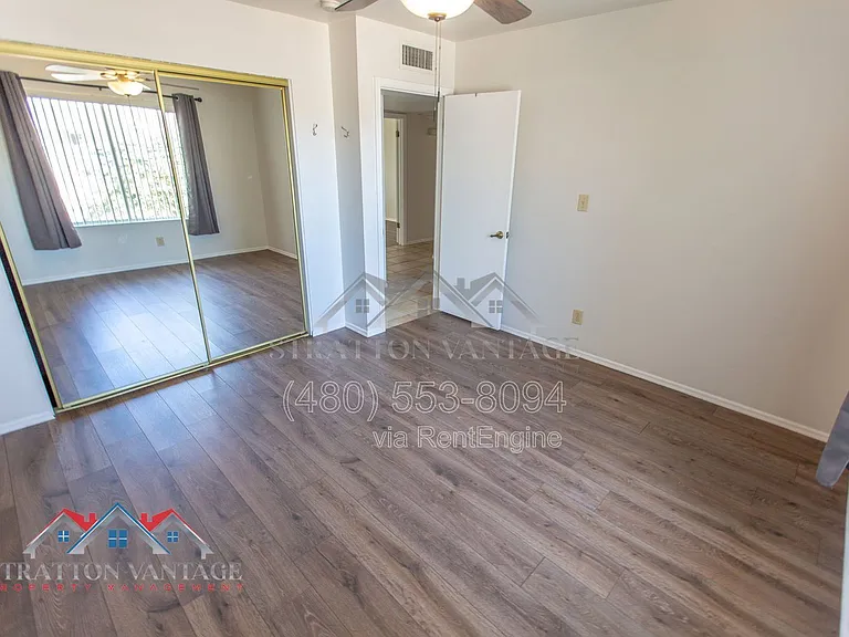 10700 E Hope Dr — Photo 30