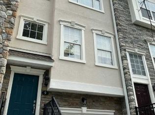 9 Carrington Pl #74, Clifton, NJ 07013