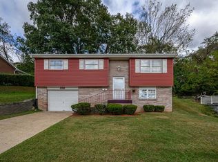 814 9th St, Pitcairn, PA 15140