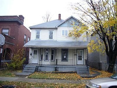 1st image of 2825 E 2nd St