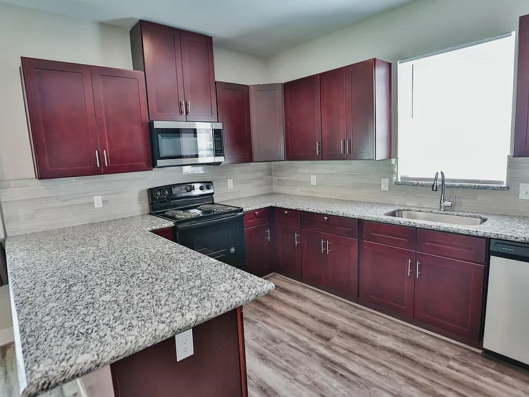 3245 Dixie Dr #B — Photo 6
