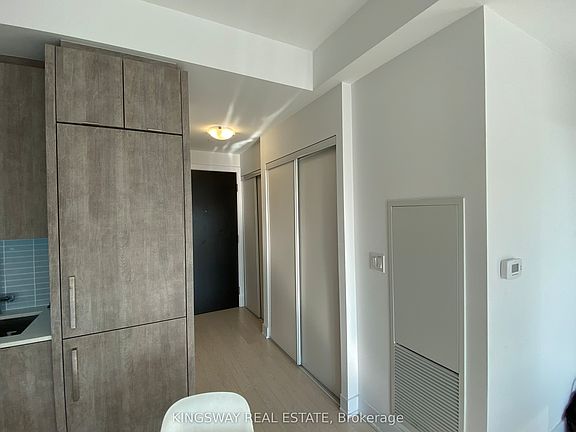 3rd image of 181 Bedford Rd #610