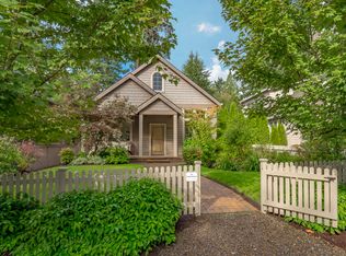 828 8th St, Lake Oswego, OR 97034