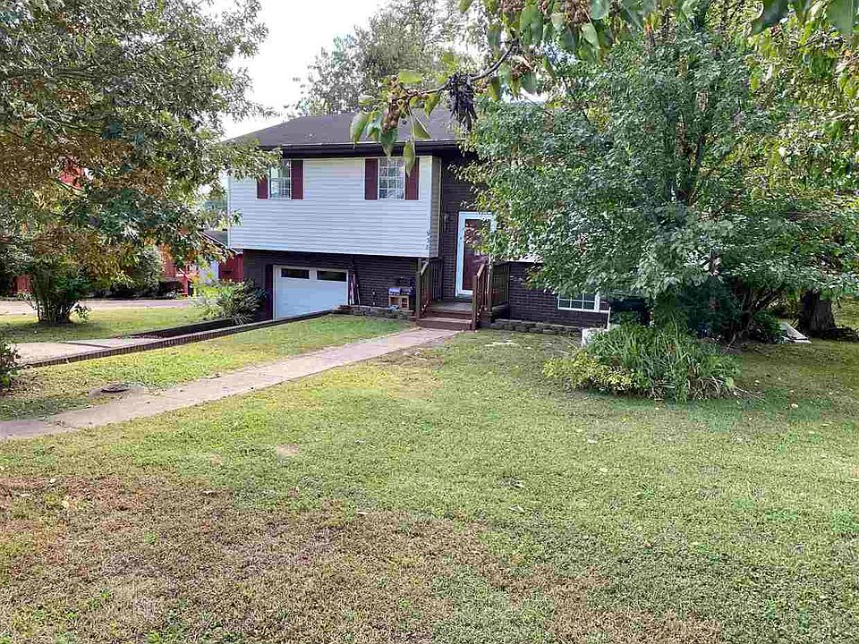 2nd image of 938 Diedrich Dr